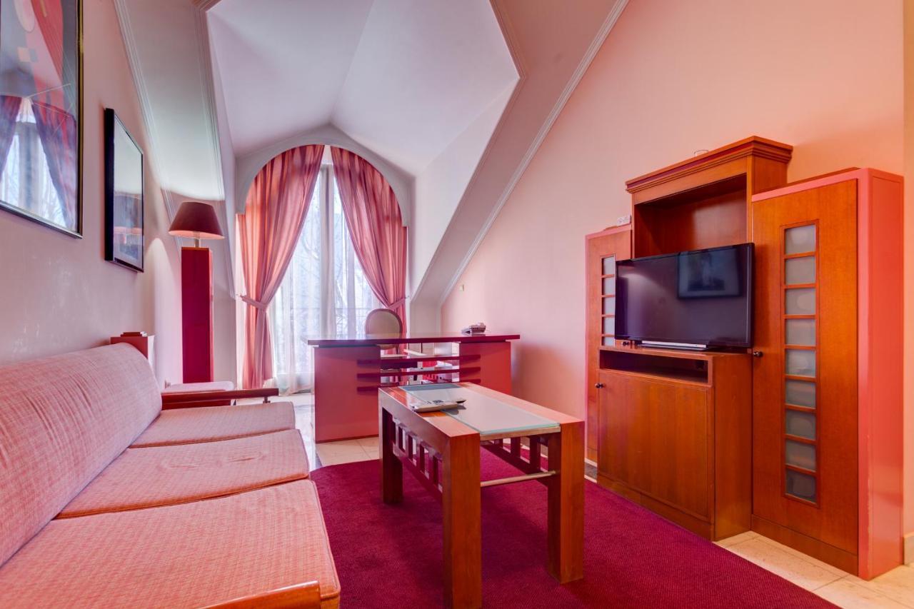 Hotel Eminent Podgorica Eksteriør bilde